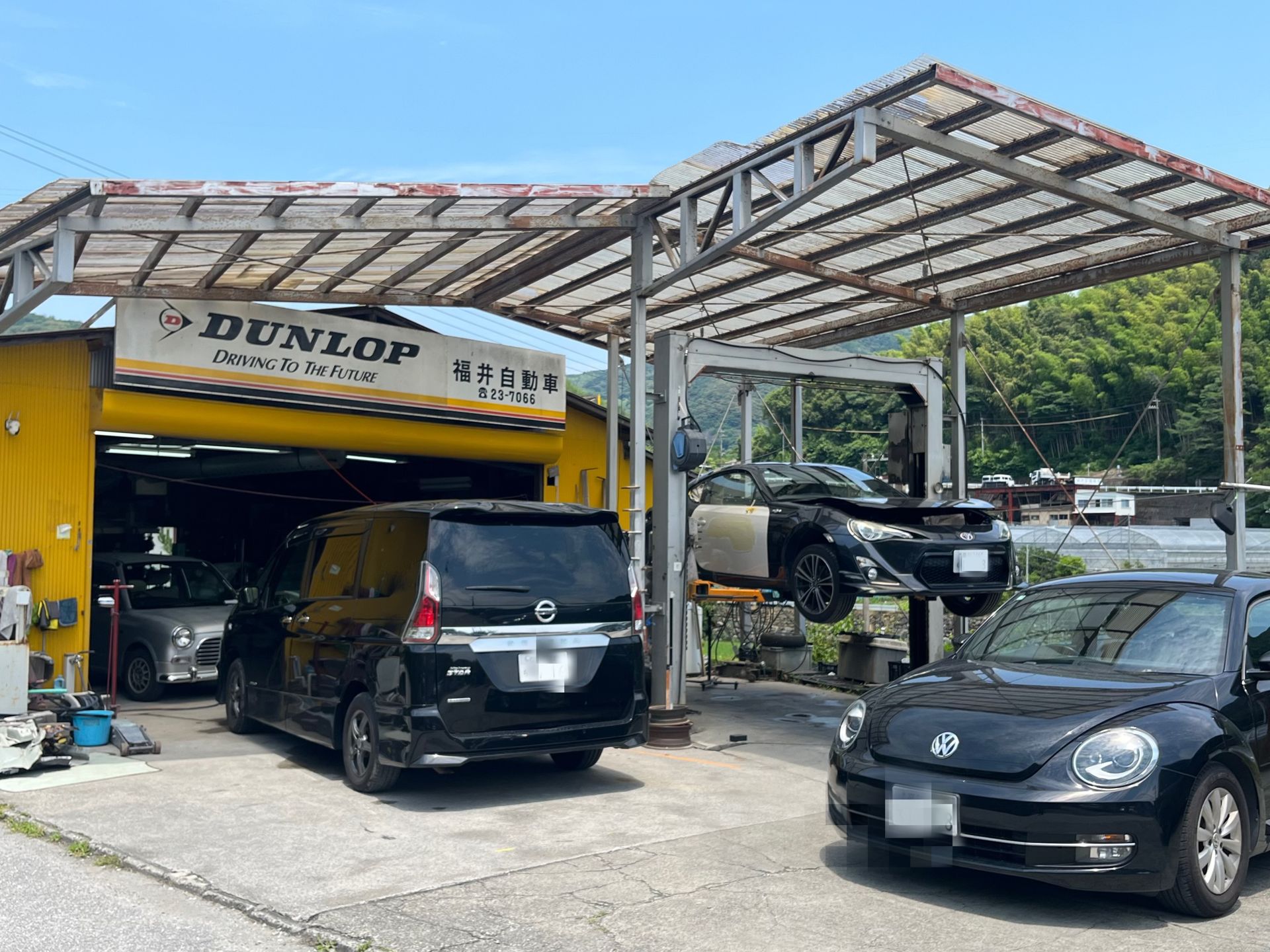 福井自動車 店舗外観